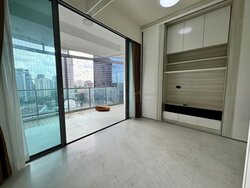 Lincoln Suites (D11), Condominium #456998101